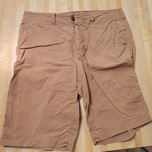 American Eagle camel shorts size 32